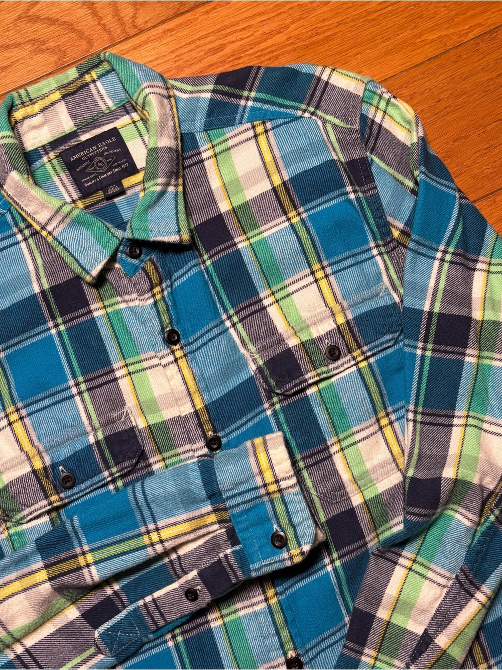 Vintage Y2K American Eagle Outfitters Teal, Navy & Green Plaid Button-Down Shirt
